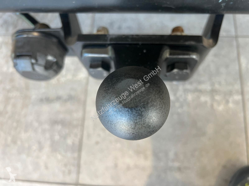عربة نفعية Nissan 2,3 dCi...