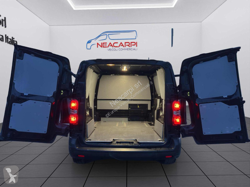عربة نفعية Opel