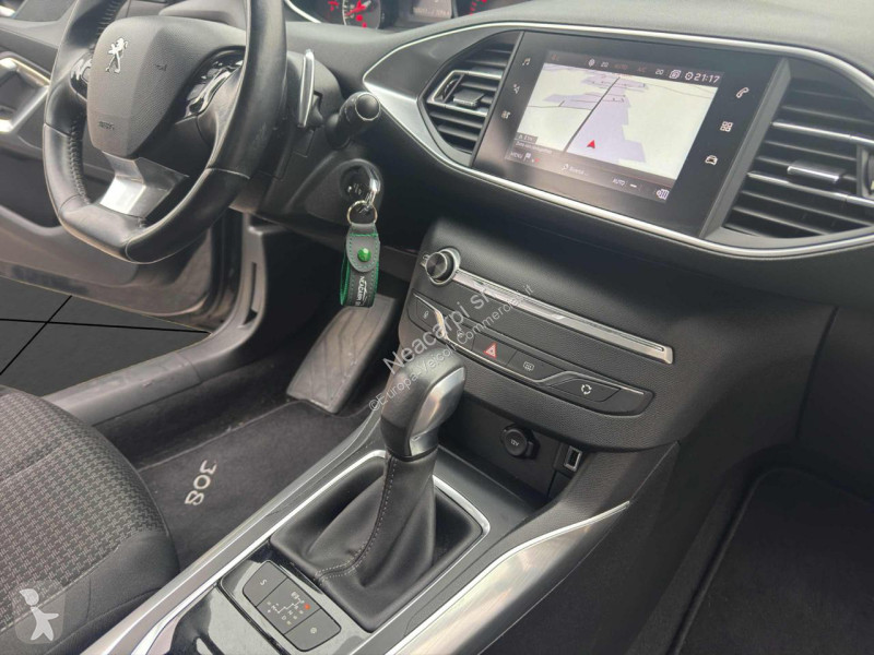 عربة نفعية Peugeot