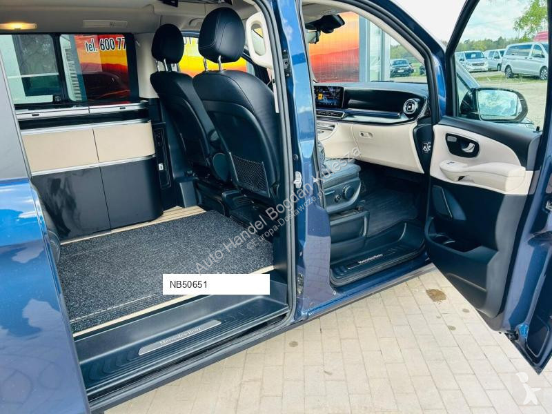 Samochód dostawczy Mercedes V300