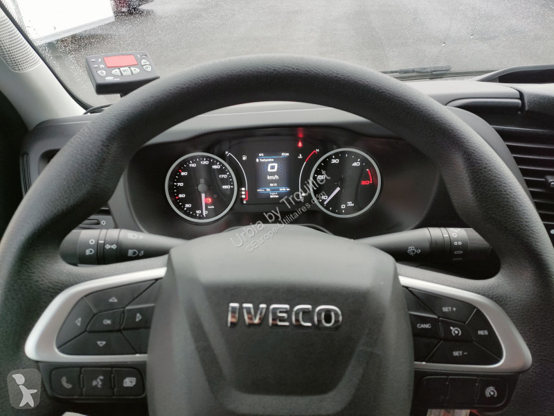 Iveco FRIGO 12M3 160 CV ROUES JUMELEES HAYON...