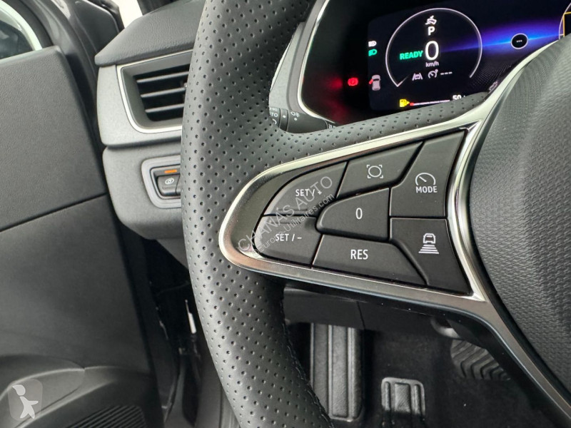عربة نفعية Renault E-Tech full hybrid 160 ch...