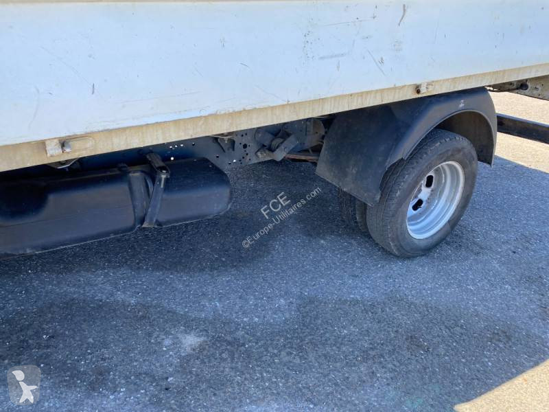 Véhicule utilitaire Iveco