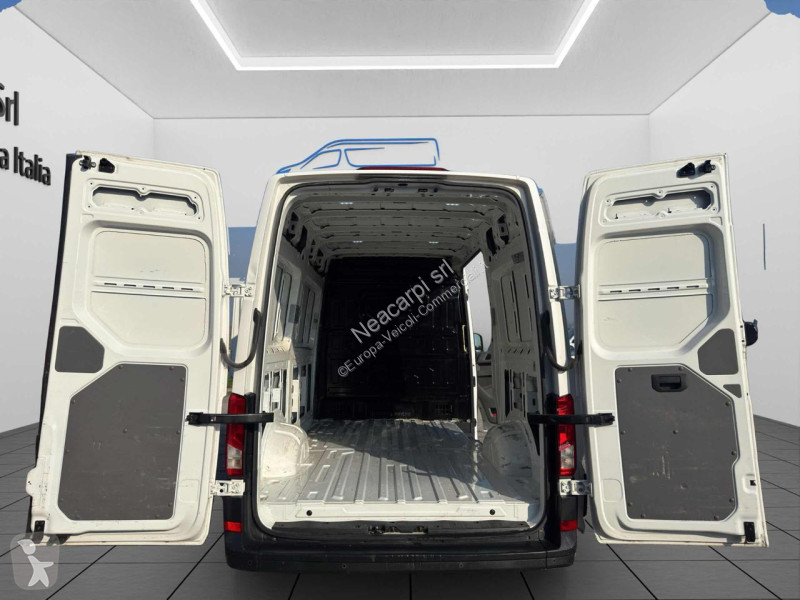 عربة نفعية Volkswagen