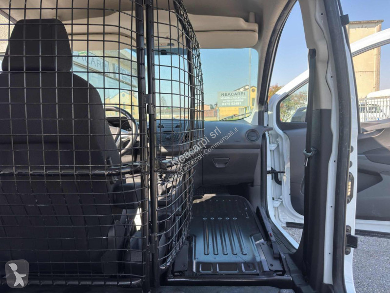 Veicolo commerciale Ford Courier