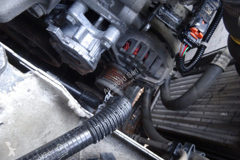 Véhicule utilitaire Peugeot PARTNER 1,6 HDI 100