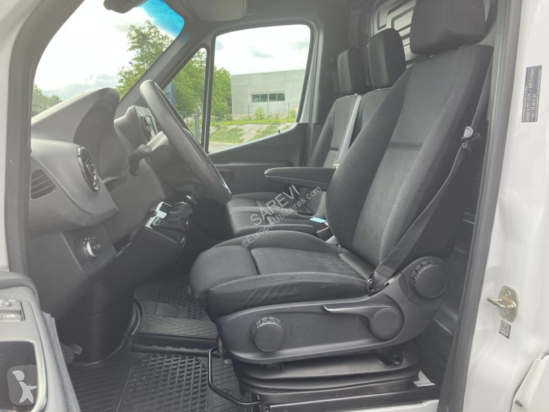 عربة نفعية Mercedes 316 CDI 37S