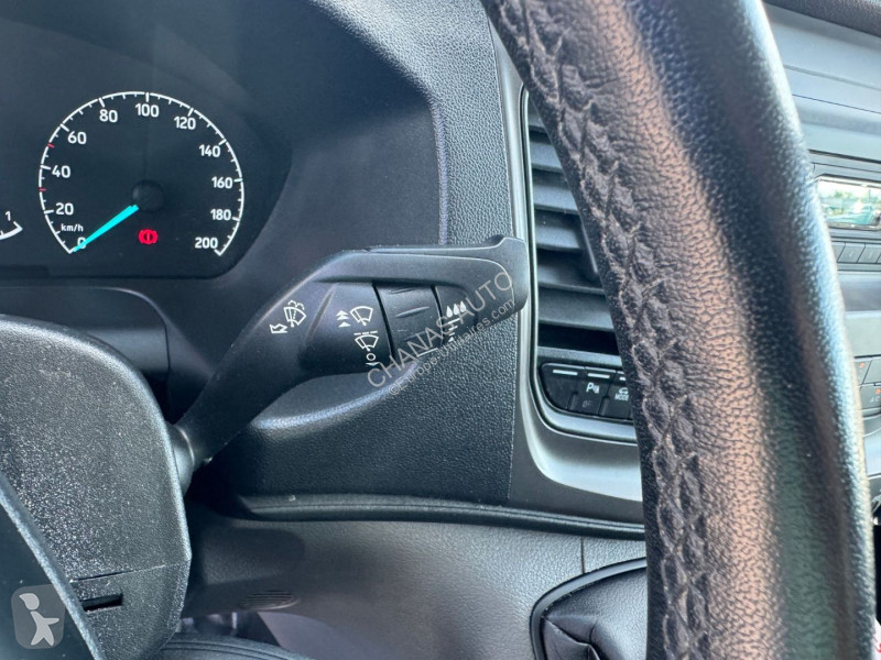 Лекотоварен автомобил Ford 280 L1H1 2.0 TDCi...