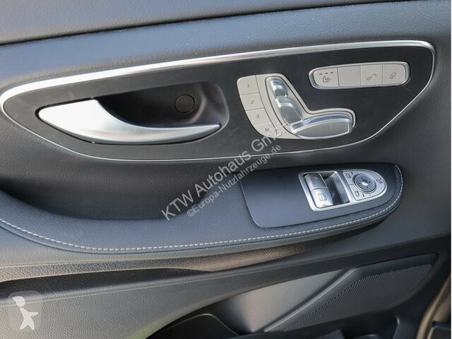 عربة نفعية Mercedes V 220 d...