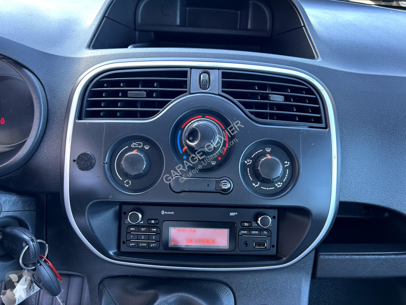Véhicule utilitaire Renault Maxi Grand Volume...