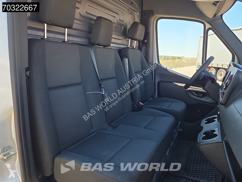 عربة نفعية Mercedes 215 CDI Automatik 150PS...