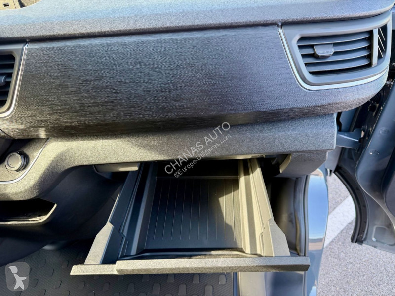 Véhicule utilitaire Renault L2H1 3T DCI 150...