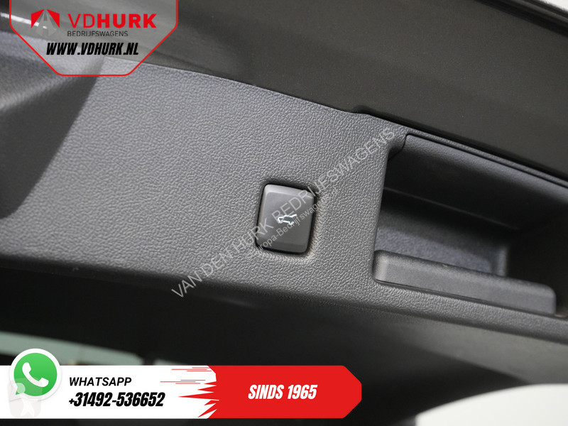 عربة نفعية Ford 2.5 PHEV 225 pk ST-Line LED/...