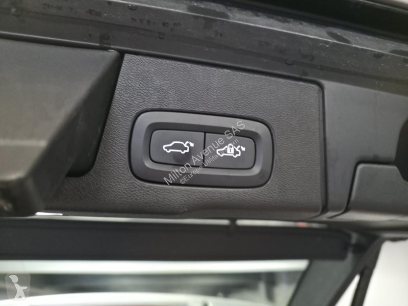 Samochód dostawczy Volvo XC60 B4 Micro-Hybride...