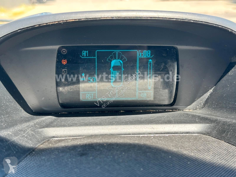 عربة نفعية Ford Sync Edition