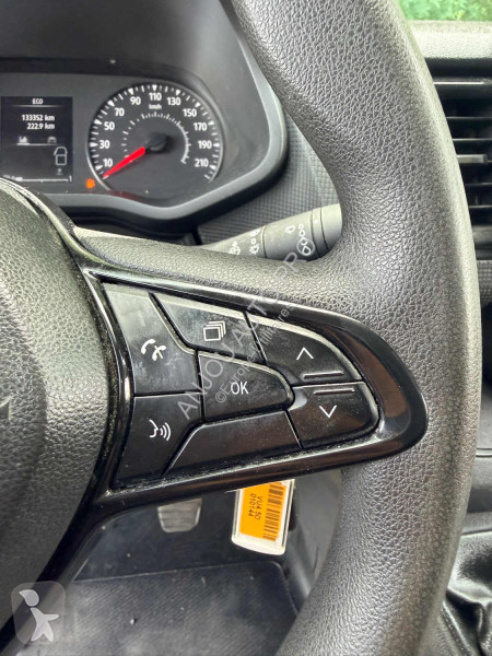Furgoneta Renault L1H1 2T8 2.0 dCi 110ch Confort
