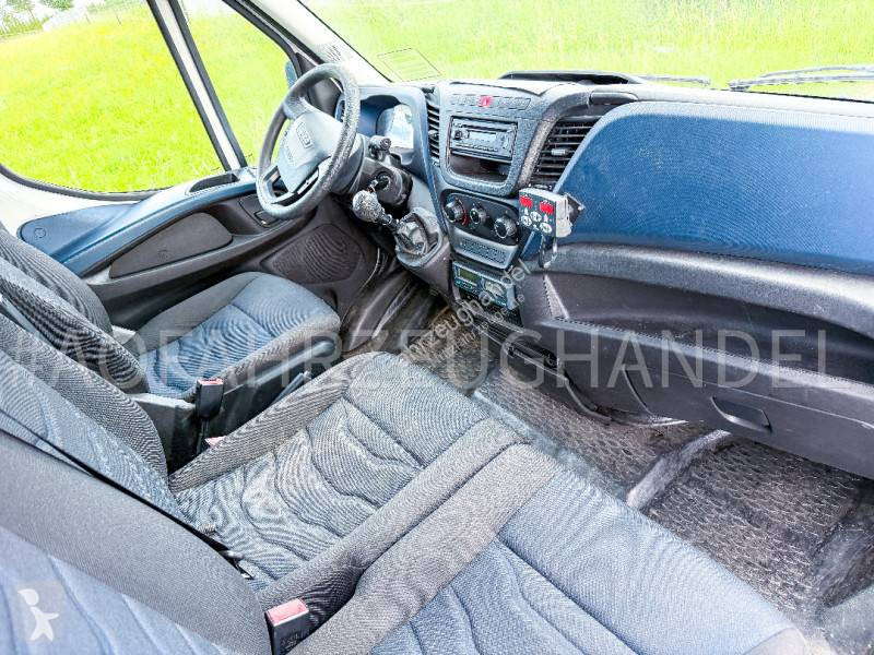 Samochód dostawczy Iveco