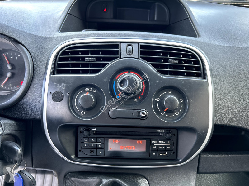 Véhicule utilitaire Renault Maxi Grand Volume...