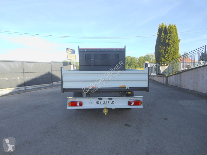 Véhicule utilitaire Renault Châssis Cabine...