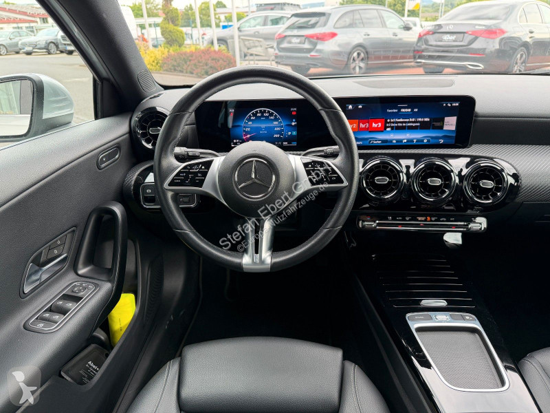 عربة نفعية Mercedes A...