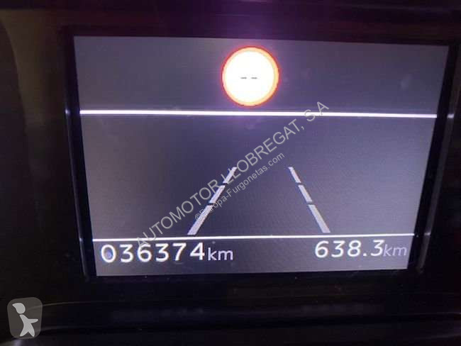 عربة نفعية Peugeot