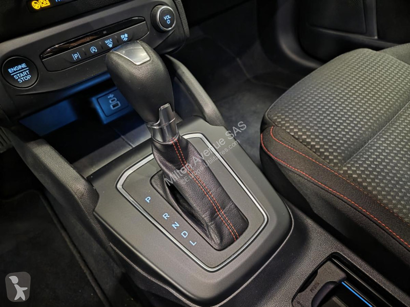 Véhicule utilitaire Ford FOCUS 1.0 EcoBoost...