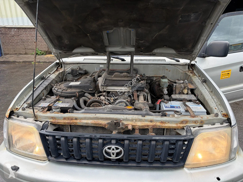 Furgoneta Toyota Prado - Diesel Engine 4x4 - 5...