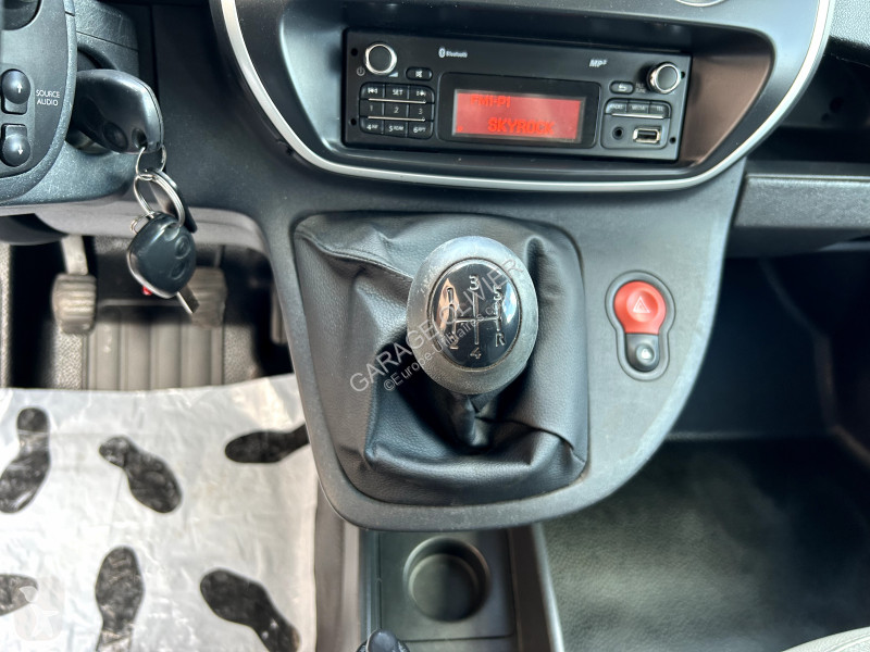 Véhicule utilitaire Renault Maxi Grand Volume...