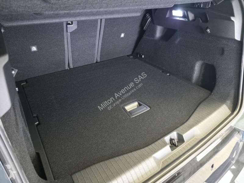 Véhicule utilitaire Citroën C5 AIRCROSS 1.2i...