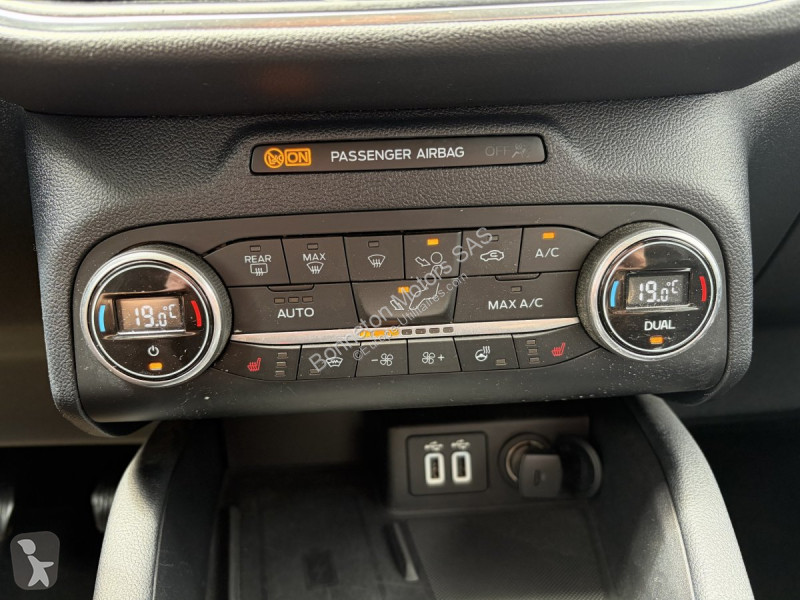 Samochód dostawczy Ford (3) 1.5 EcoBoost 150 ch...