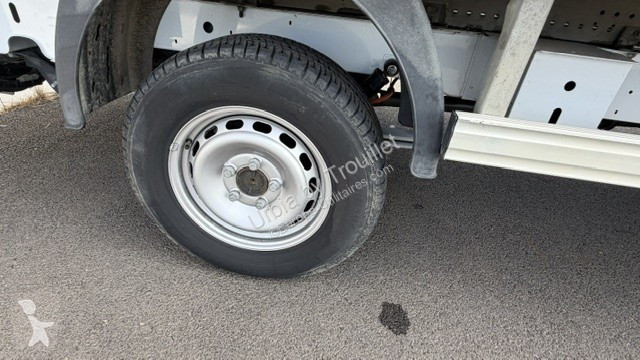 Renault 20M3 145 CV FOURGON HAYON 3.5 T van