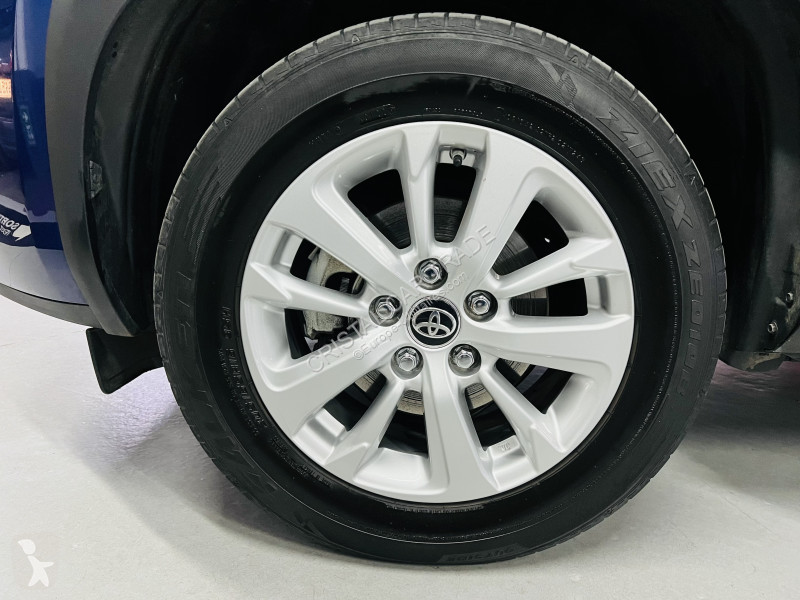 Veicolo commerciale Toyota YARIS CROSS 116H...