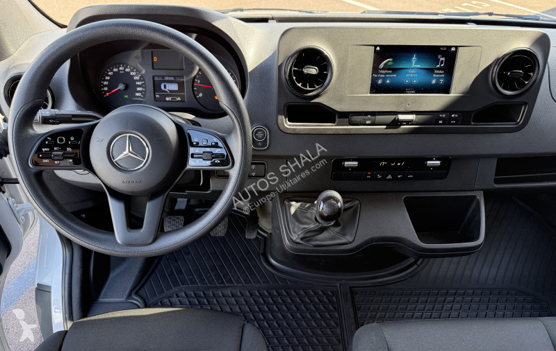 عربة نفعية Mercedes SPRINTER FG / PRIX HT 20...