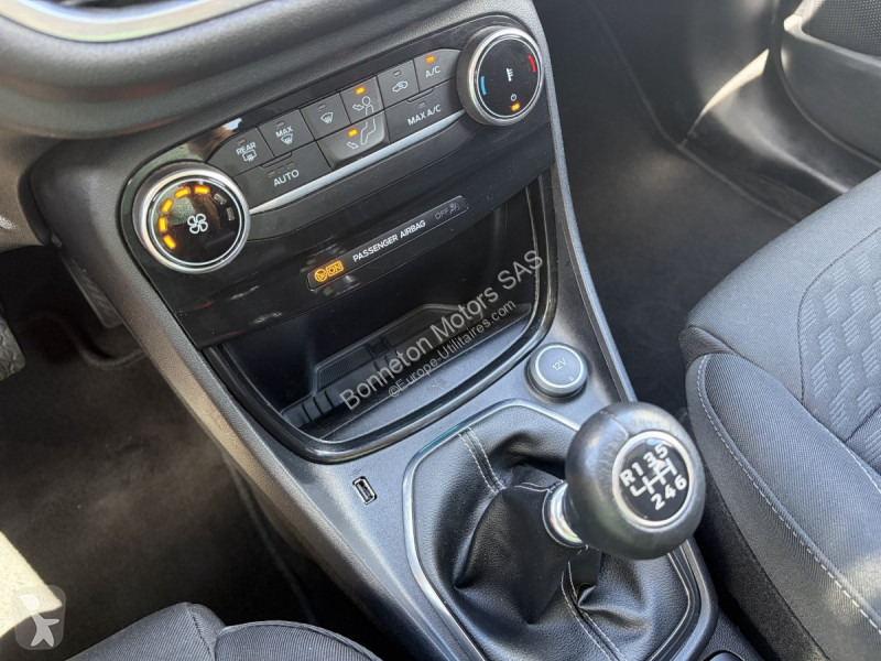 عربة نفعية Ford PUMA 1.5 EcoBlue 120 ch ST-LINE
