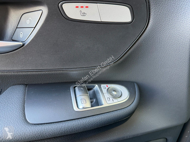 عربة نفعية Mercedes V  d DISTRONIC AHK2,5to 7Sitze