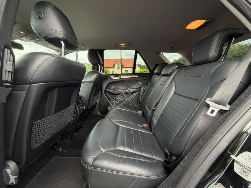 Samochód dostawczy Mercedes ML 350