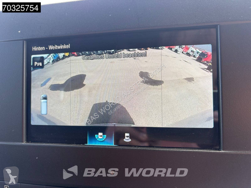 عربة نفعية Mercedes 215 CDI Automatik 150PS...