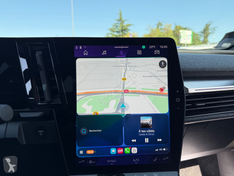 Véhicule utilitaire Renault E-tech 220 ch Techno
