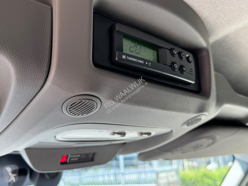 Furgoneta Renault -/- 20 °C Thermo King