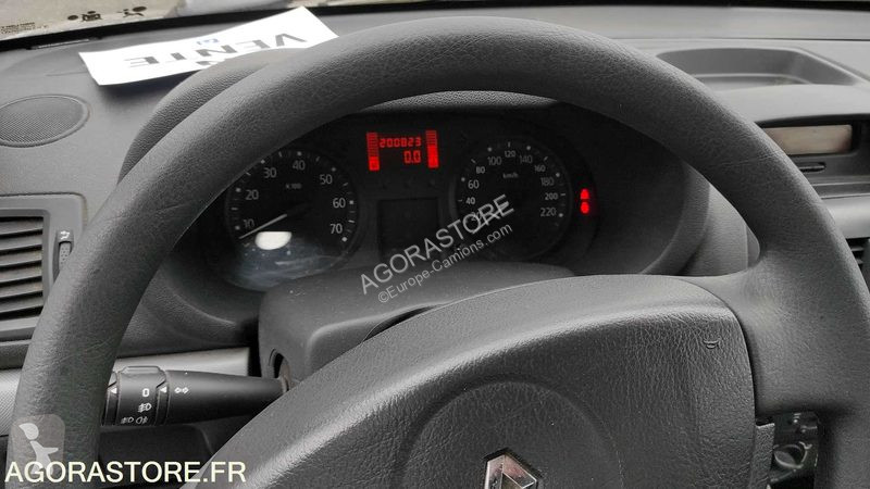 Коммерческий автомобиль Renault CLIO