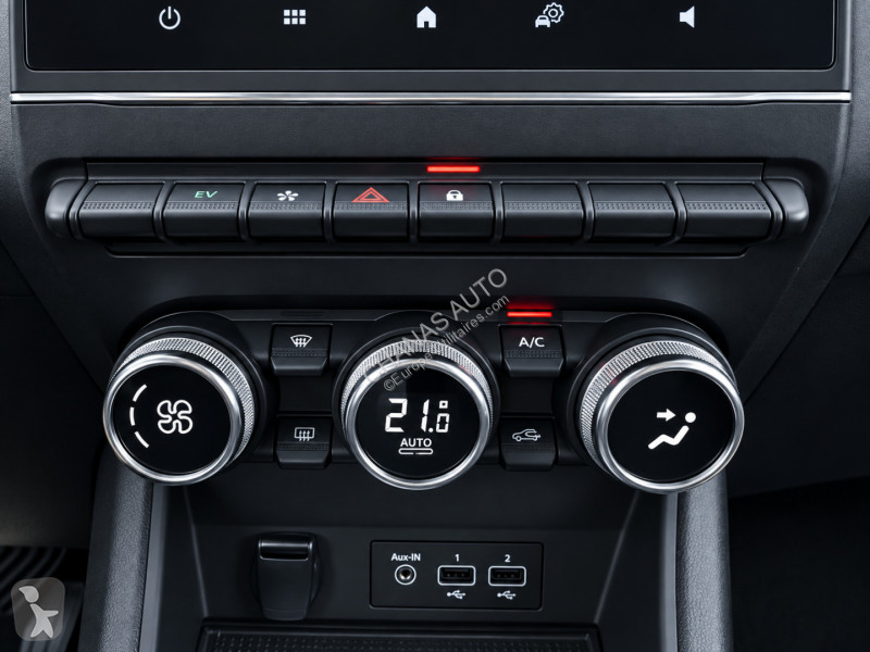 Haszongépjármű Renault 1.6 E-Tech hybride 145...