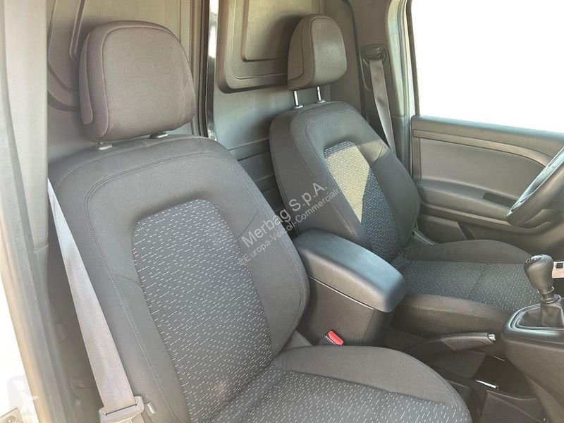 Veicolo commerciale Mercedes 112 cdi furgone Long