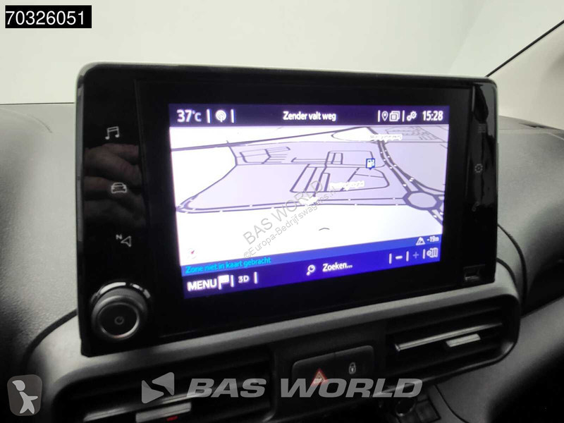 عربة نفعية Toyota Benzine L1H1 Navi Airco...