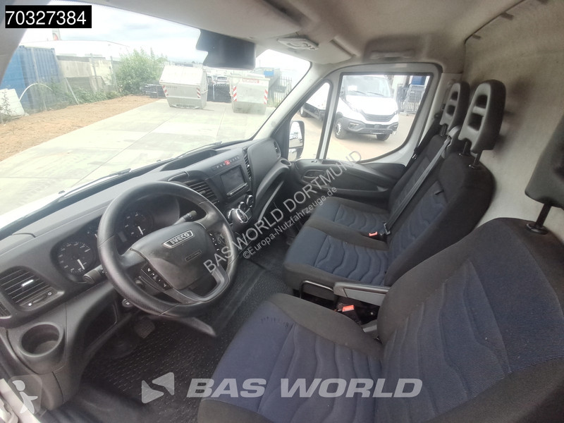 Véhicule utilitaire Iveco 35S14 Automatik L2H2...