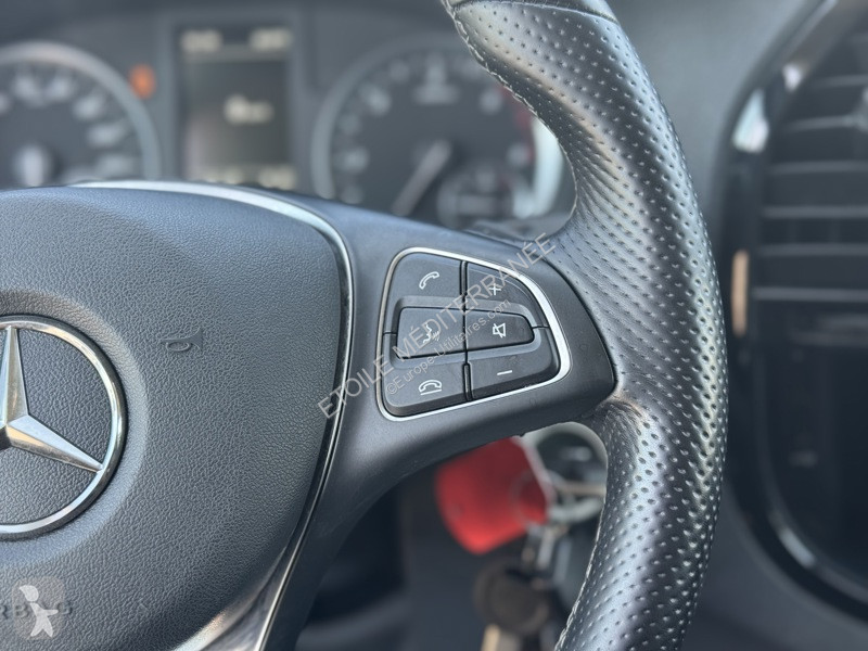 Véhicule utilitaire Mercedes 119 CDI 4x4...