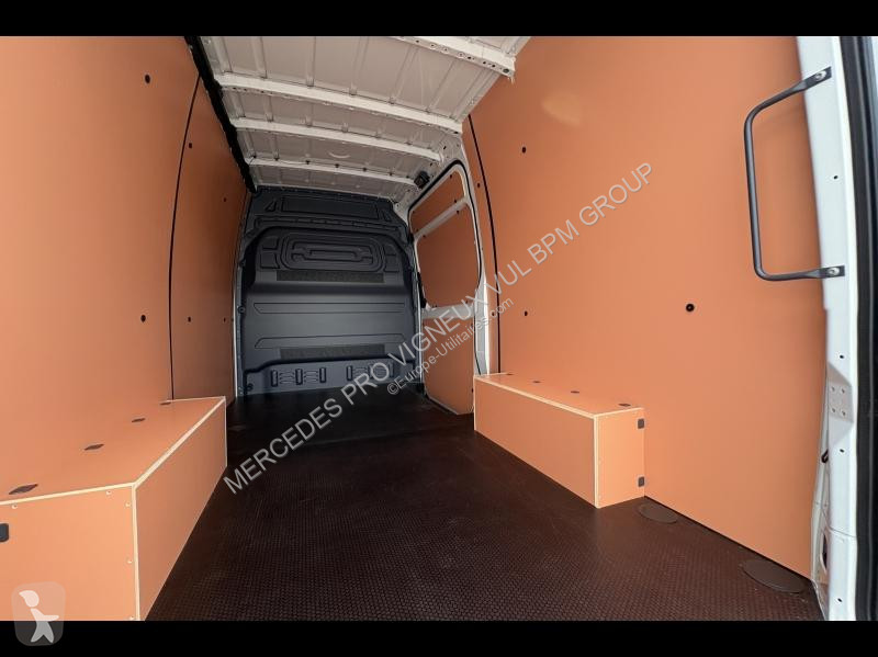 عربة نفعية Mercedes Fg 315 CDI 37 3T5 Pro