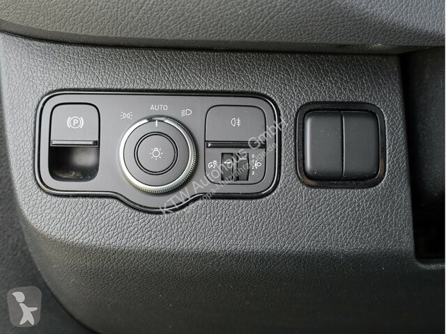 Véhicule utilitaire Mercedes Sprinter 317...