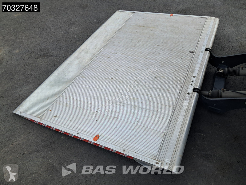 عربة نفعية Iveco 35C16 3.0L Ladebordwand NEUES...