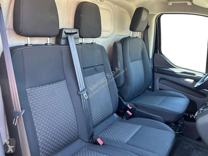 Furgoneta Ford 300 2.0 tdci 130cv Titanium L1H1...