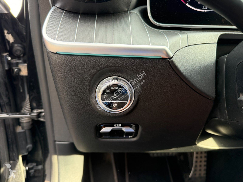 عربة نفعية Mercedes C 300 T e A...